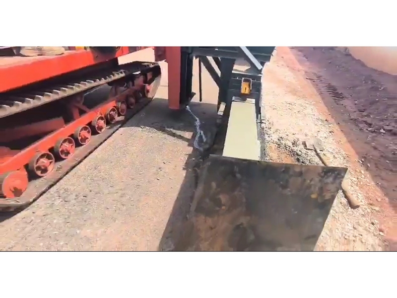 卡爾普助力非洲幾內(nèi)亞道路建設(shè)